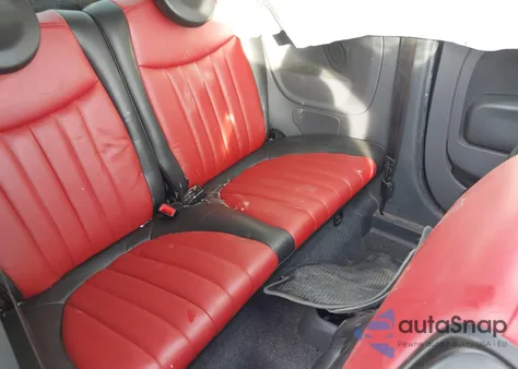 2017 Fiat 500 Pop z USA, uszkodzony, nr VIN 3C3CFFKR6HT699910